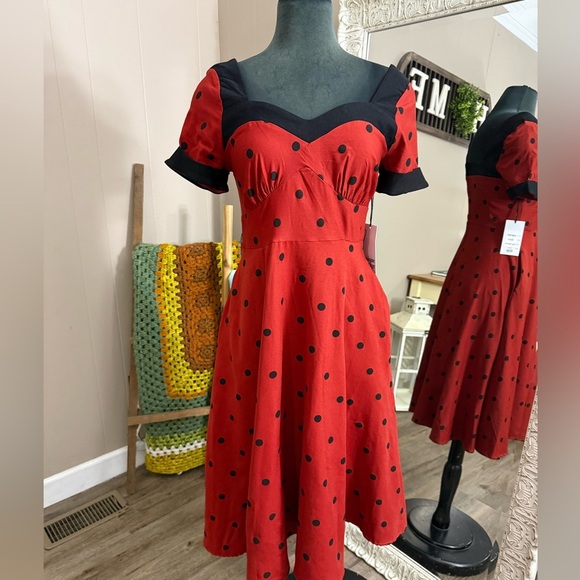 Unique-Vintage • 1950’s Retro Fit and Flare Swing Dress - Picture 2 of 16
